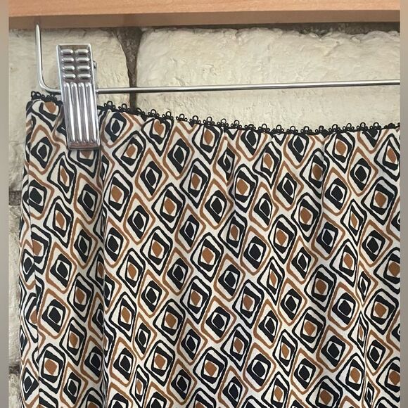 Max Studio Black and Cream A-Line Skirt - Picture 2 of 8